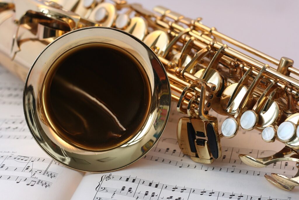 Musique et bien-être, moment de détente avec une ambiance apaisante et harmonieuse.